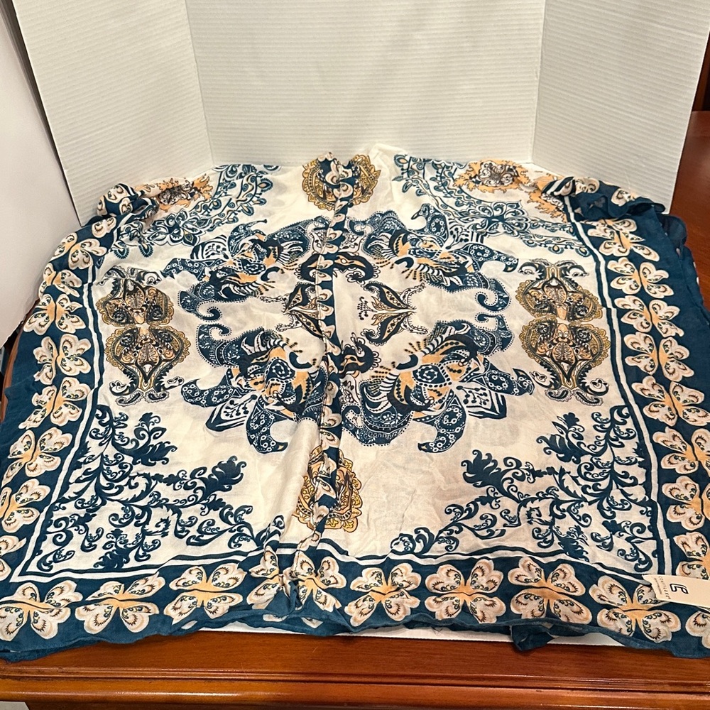 NWT-Elegant Blue, Yellow and Cream Patterned Shaw - Great Gift